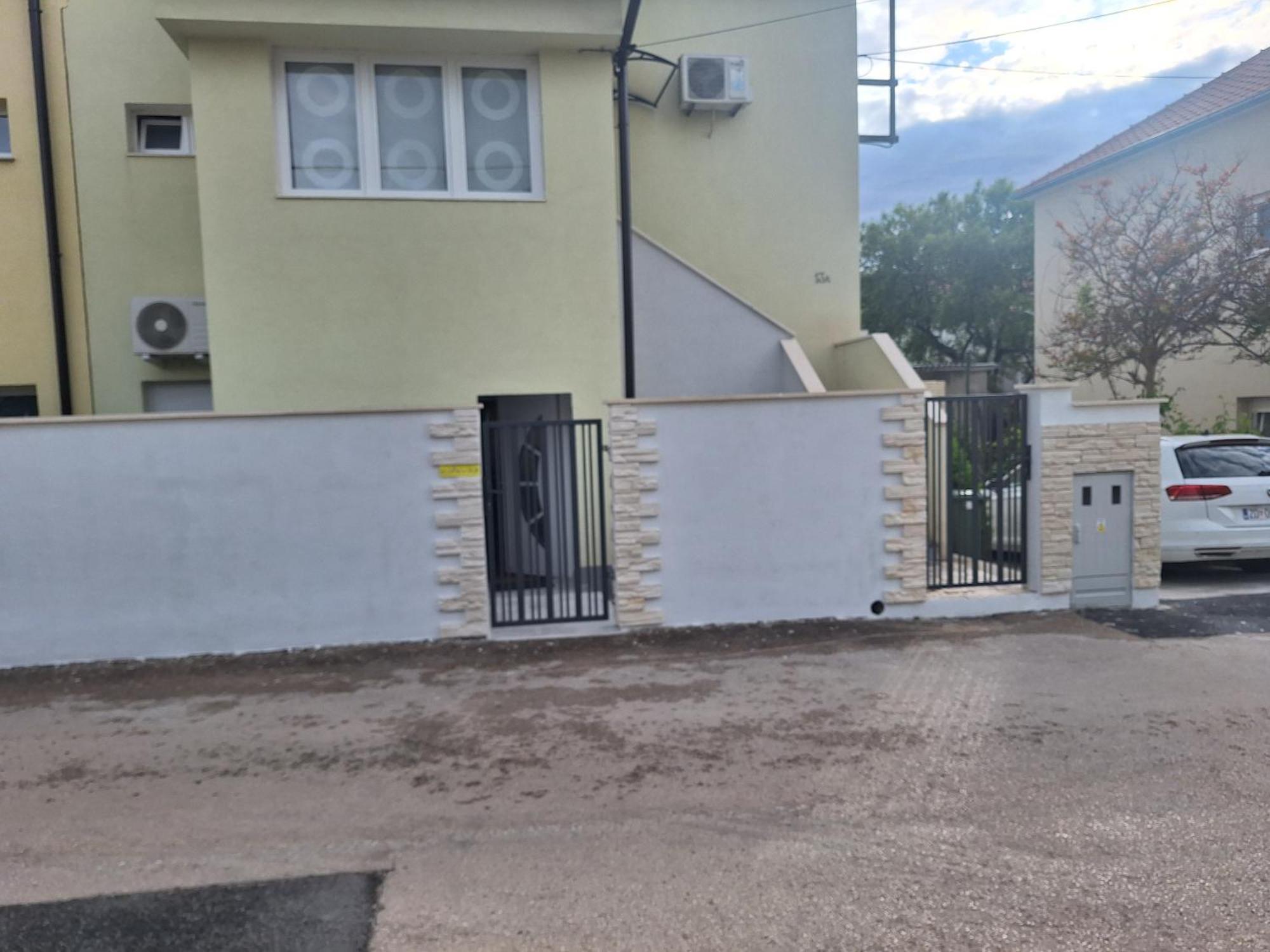 Apartman Anchi 扎达尔 外观 照片